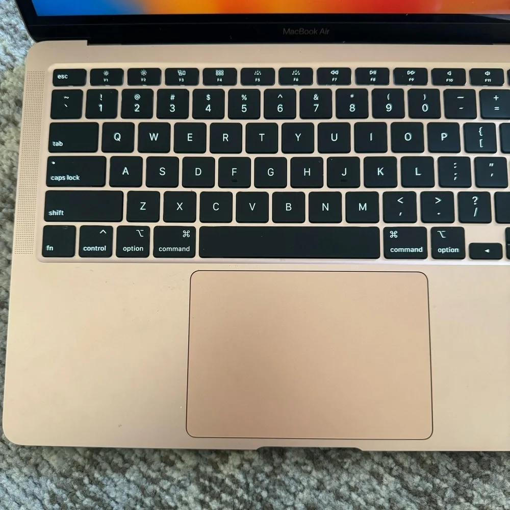 MacBook Air 13” Retina 2020